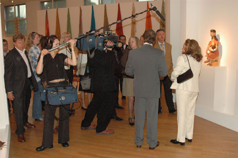 Presserundgang zur Austellung Kunsthandwerk aus Brasilien in FFM